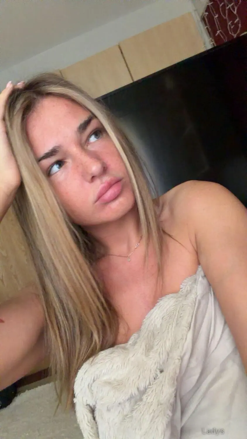 Emily, 25 years beautiful nude Jacksonville escorts girl, height 168 sm, Weight 59 kg
