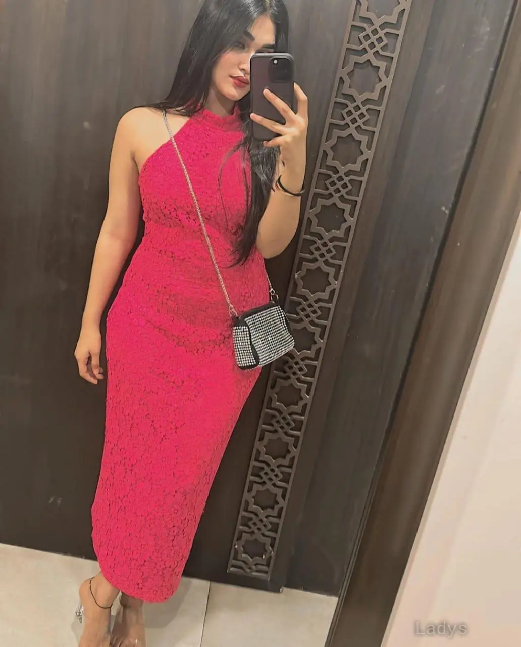 Kavya, 22 years old Jaffna escort girl with big tits, height 160 sm, Weight kg