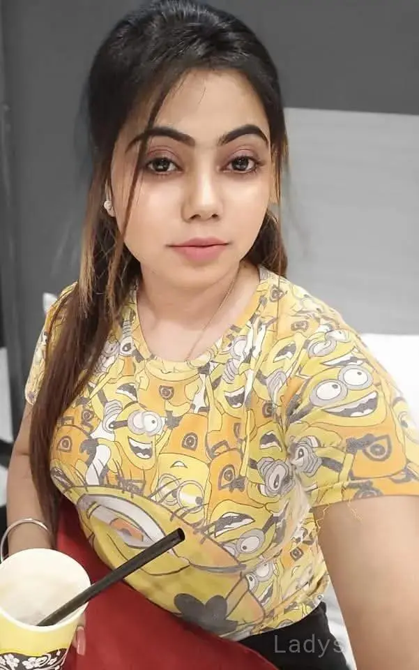 Suman, 22 years beautiful nude Jaffna escorts girl, height 160 sm, Weight  kg
