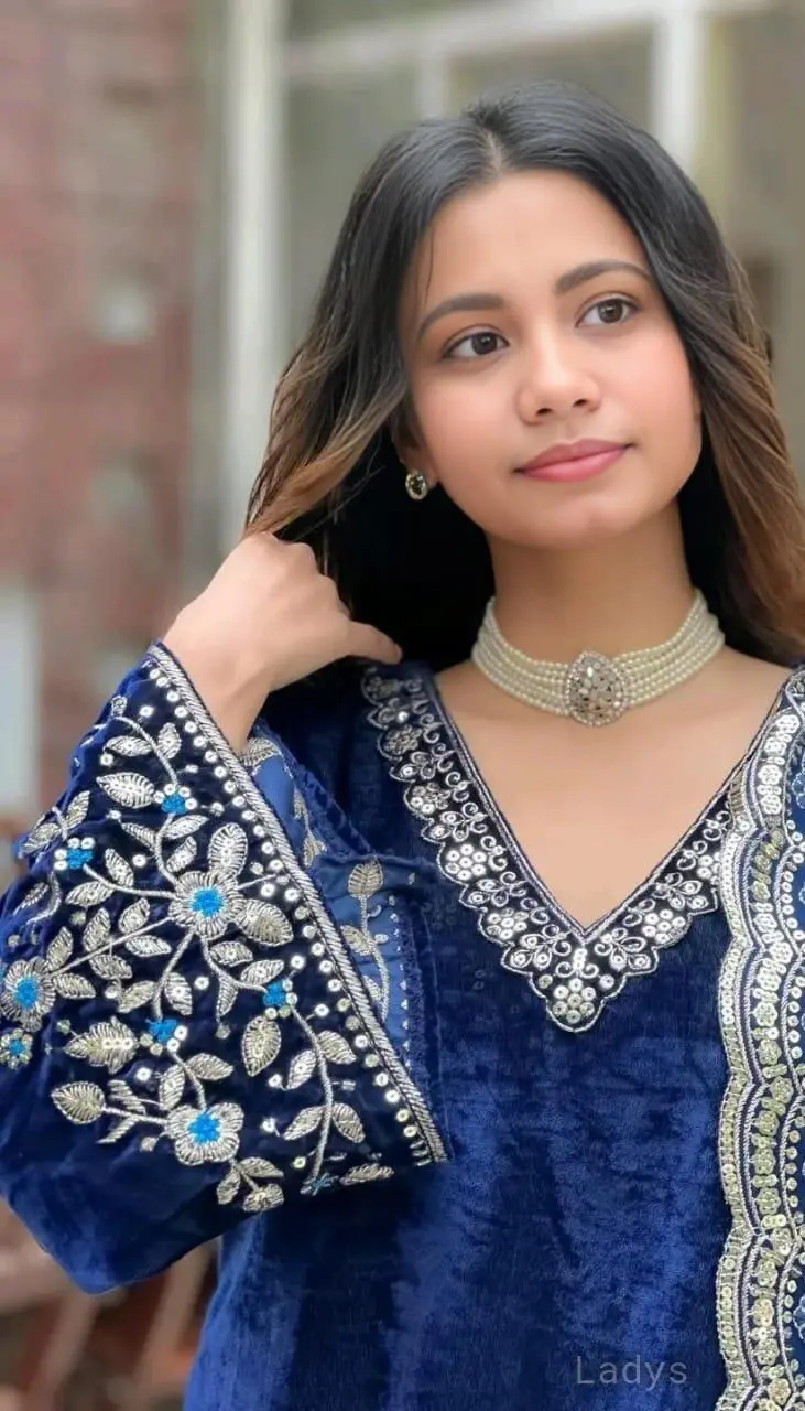 Anna, 21 years old Jaipur escort girl with big tits, height 170 sm, Weight  kg