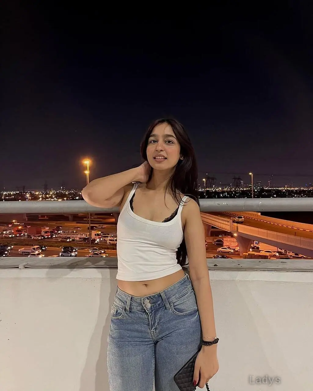 Anushka, 21 years old Jaipur escort girl with big tits, height 154 sm, Weight kg