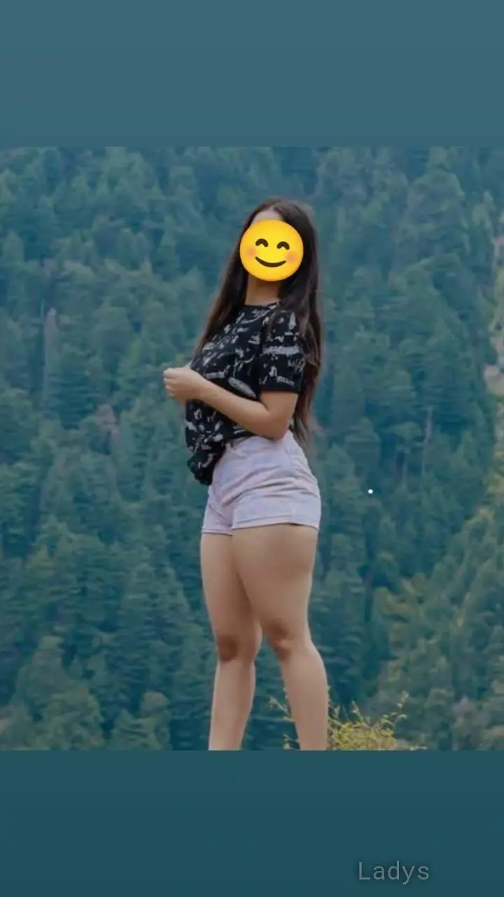 Kajal, 23 years old Jaipur escort girl with big tits, height 154 sm, Weight  kg