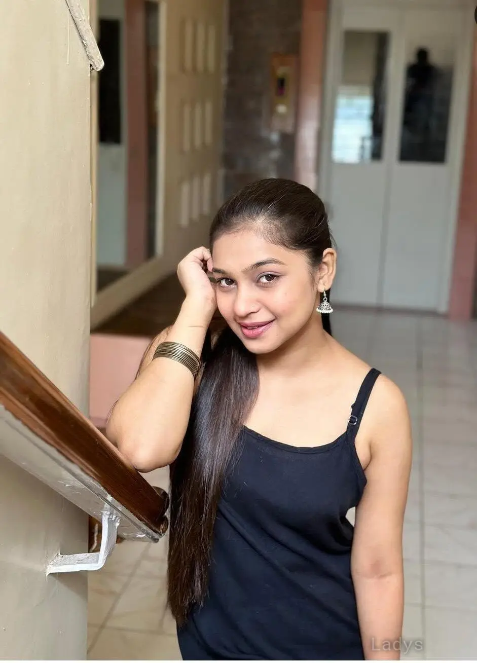 Kamakshi, 24 years old Jaipur escort girl with big tits, height 154 sm, Weight  kg