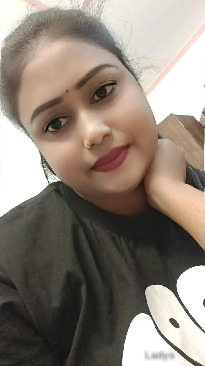 Aditi, 26 years beautiful nude Jaipur escorts girl, height 153 sm, Weight kg
