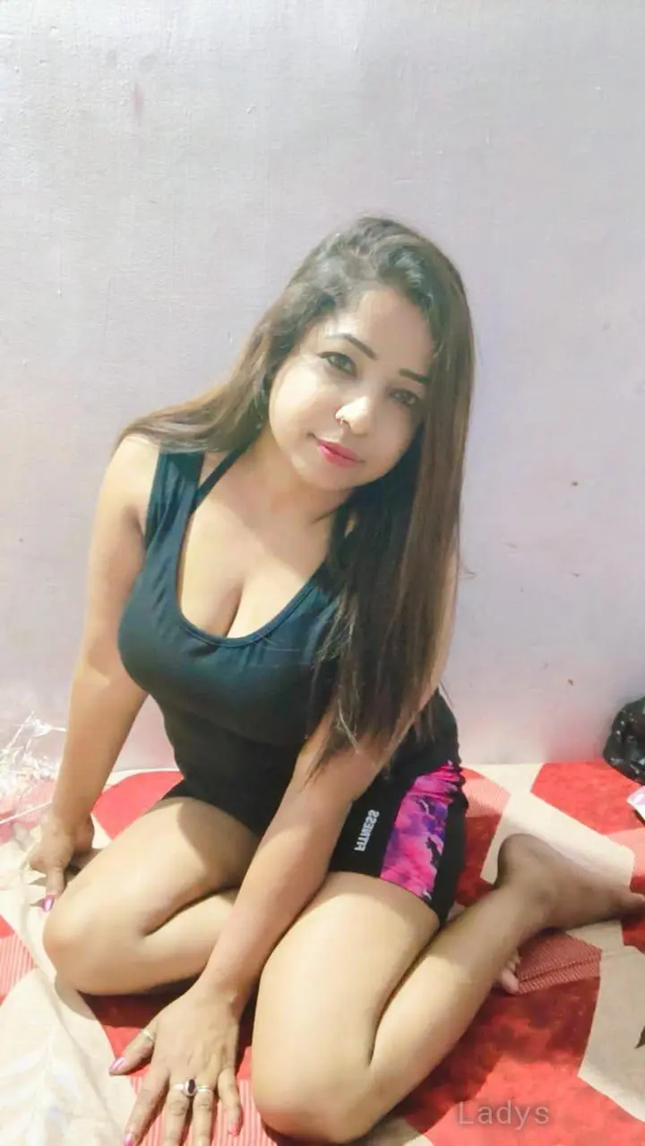 Alisha, 24 years beautiful nude Jaipur escorts girl, height 155 sm, Weight kg