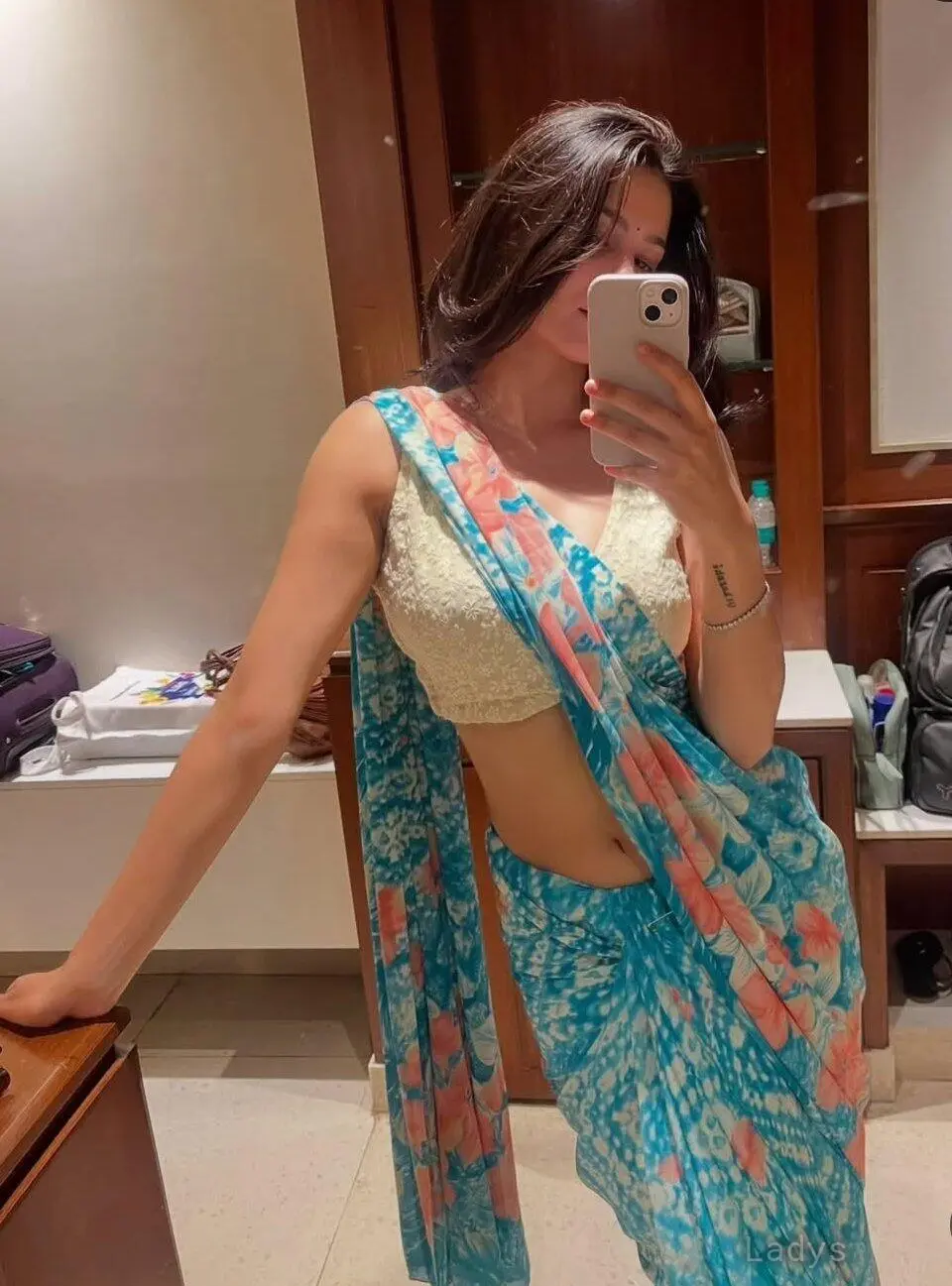 Hallie, 25 years beautiful nude Jaipur escorts girl, height 167 sm, Weight kg