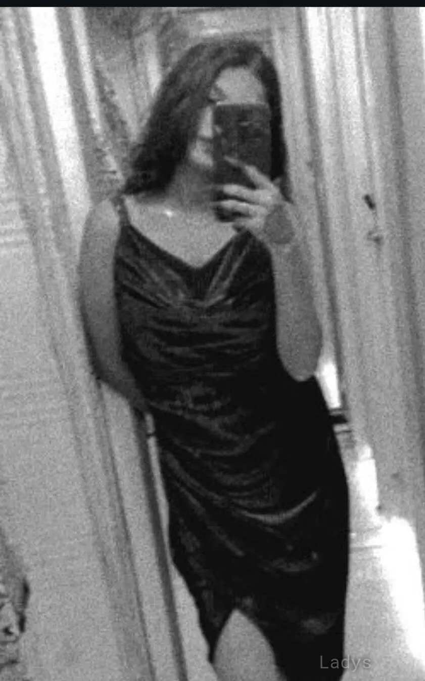 Pooja, 23 years beautiful nude Jaipur escorts girl, height 152 sm, Weight kg