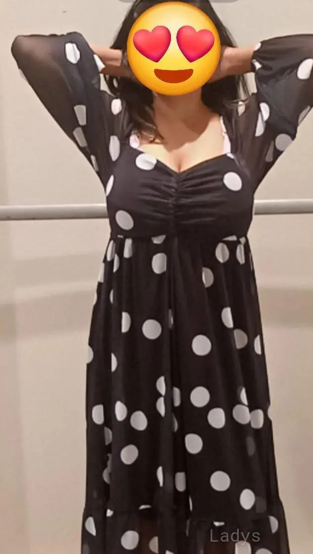 Riya, 26 years beautiful nude Jaipur escorts girl, height 154 sm, Weight  kg