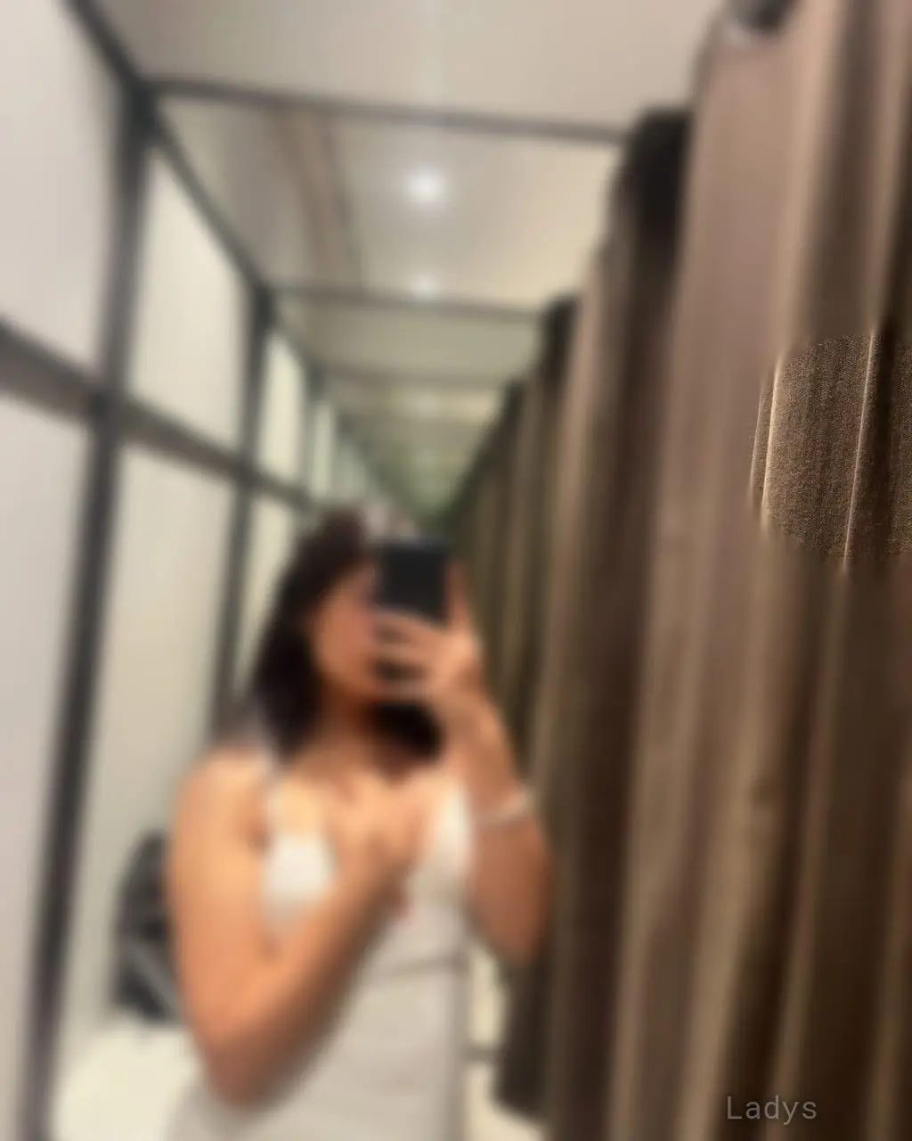 Shruti, 23 years beautiful nude Jaipur escorts girl, height 161 sm, Weight  kg