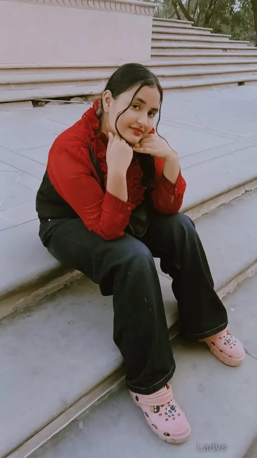 Simran, 22 years beautiful nude Jaipur escorts girl, height 160 sm, Weight kg