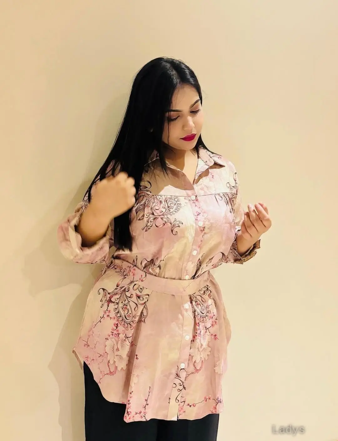 Veni, 23 years old Jaisalmer escort girl with big tits, height 154 sm, Weight  kg