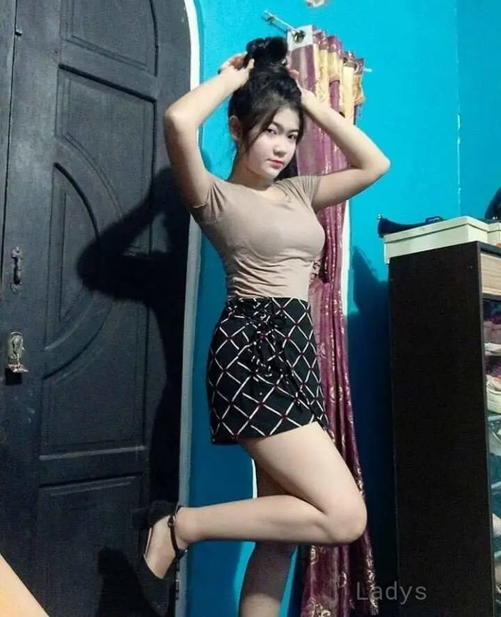 Aghatta, 20 years old Jakarta escort girl with big tits, height 165 sm, Weight  kg