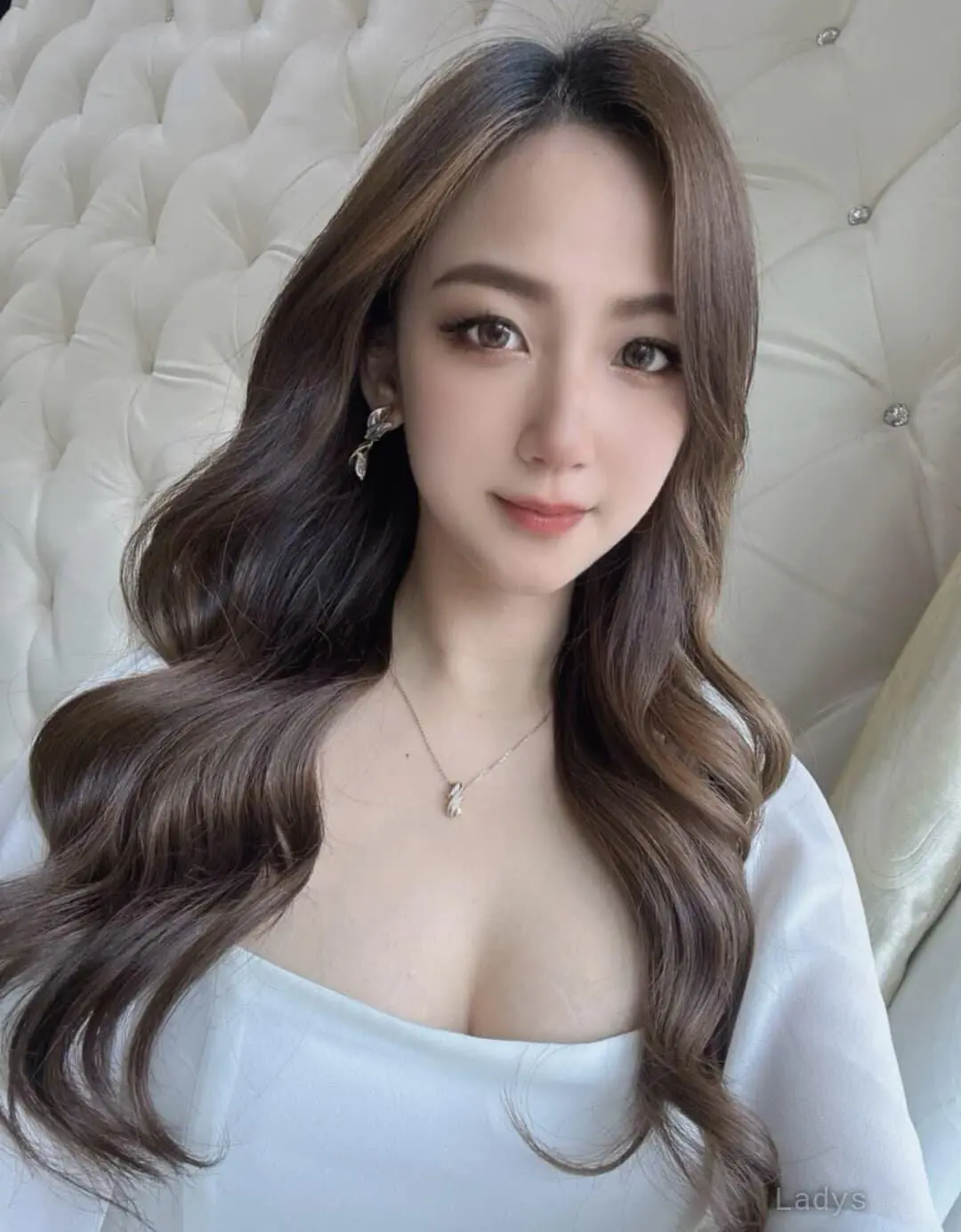 Available Me, 23 years old Jakarta escort girl with big tits, height  sm, Weight  kg