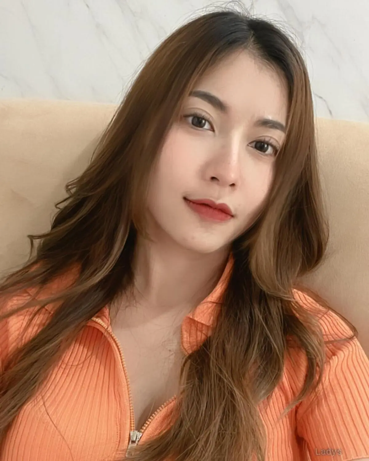 Devita, 23 years old Jakarta escort girl with big tits, height 160 sm, Weight  kg