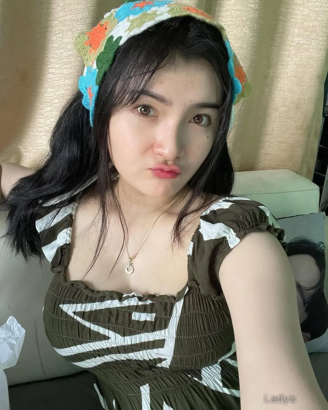 Fikaa, 22 years old Jakarta escort girl with big tits, height 167 sm, Weight  kg
