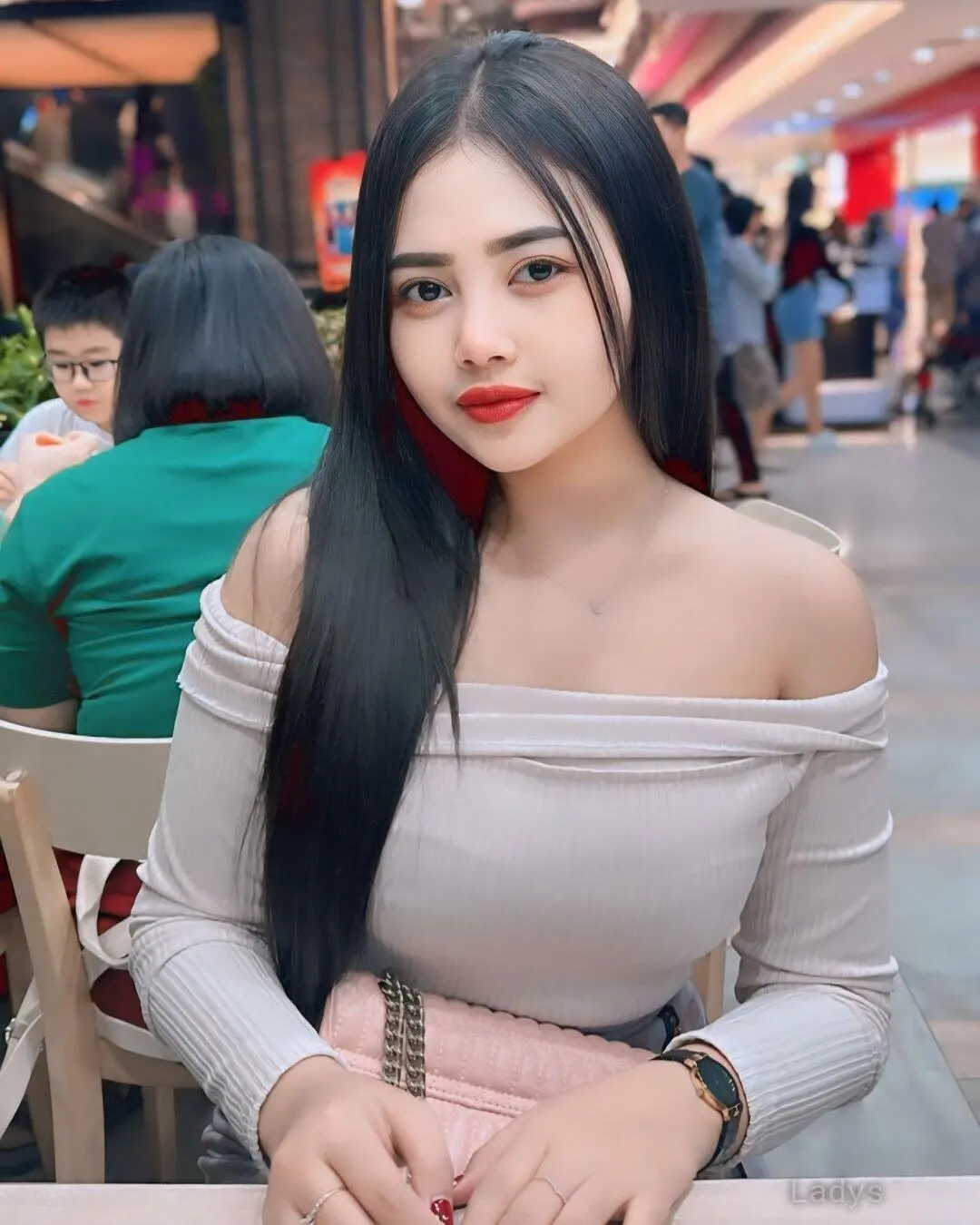 Havana, 22 years old Jakarta escort girl with big tits, height 165 sm, Weight kg