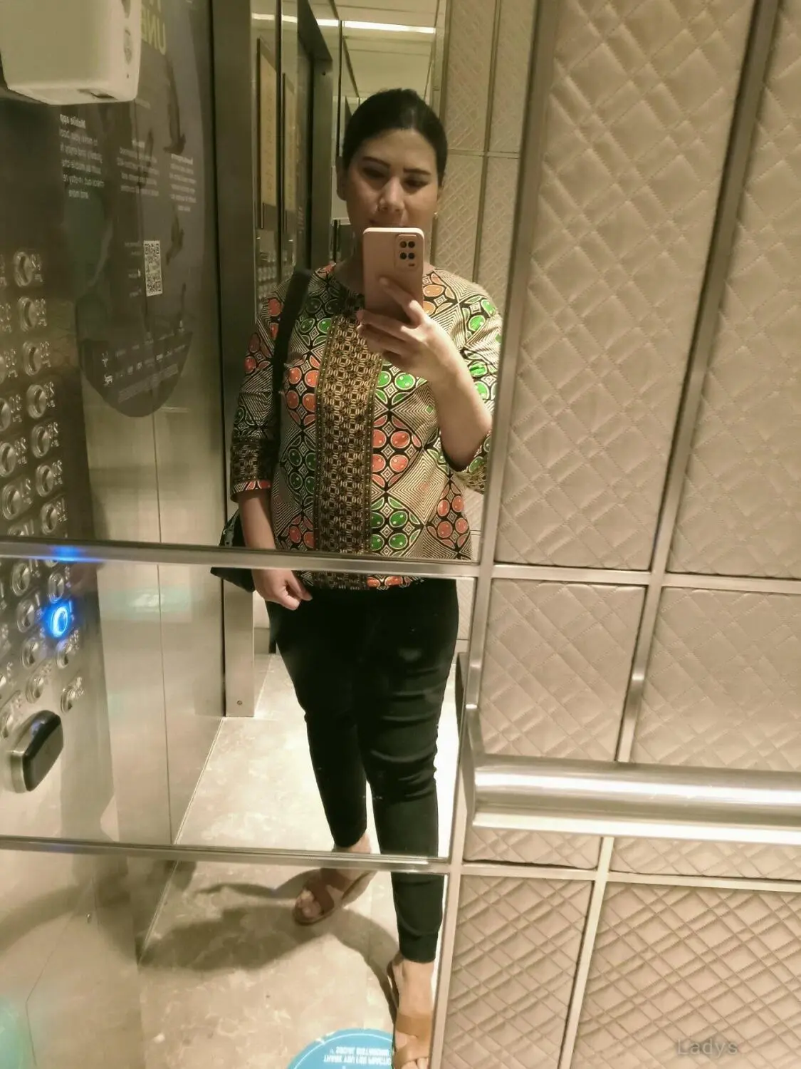 Maya, 27 years old Jakarta escort girl with big tits, height 165 sm, Weight kg