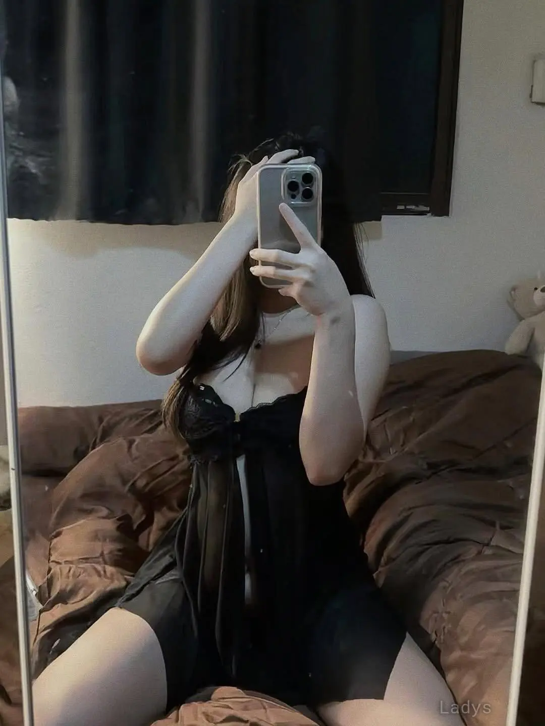 Nabila, 24 years old Jakarta escort girl with big tits, height 163 sm, Weight kg