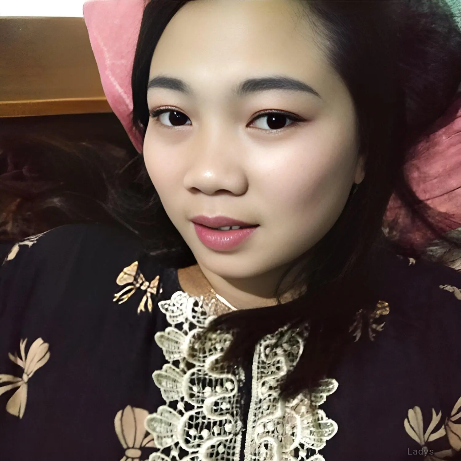 Syiffa, 23 years old Jakarta escort girl with big tits, height 167 sm, Weight kg
