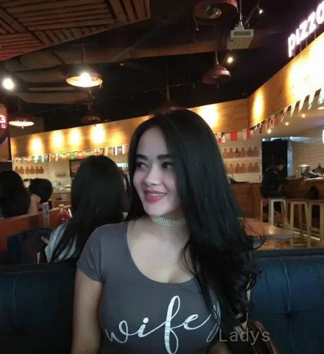Ana Marlina, 26 years beautiful nude Jakarta escorts girl, height 166 sm, Weight 53 kg