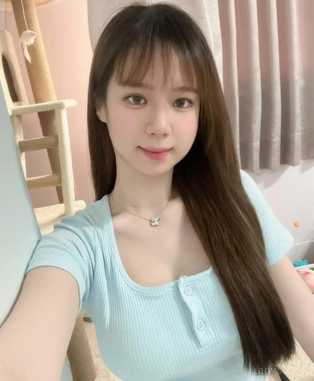 Aurell, 23 years beautiful nude Jakarta escorts girl, height 160 sm, Weight kg