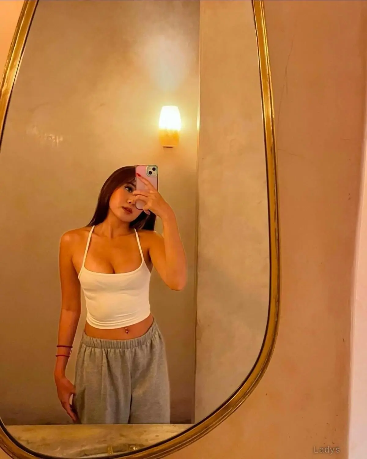 Indrie, 24 years beautiful nude Jakarta escorts girl, height 161 sm, Weight kg