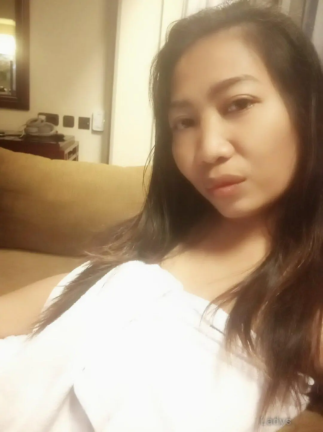 Kiki, 28 years beautiful nude Jakarta escorts girl, height 156 sm, Weight kg
