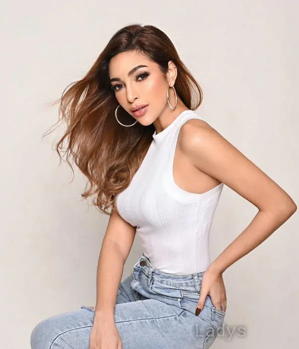 Leisha, 27 years beautiful nude Jakarta escorts girl, height 167 sm, Weight 50 kg