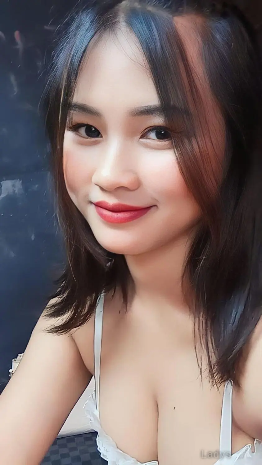 Lulu, 23 years beautiful nude Jakarta escorts girl, height 165 sm, Weight kg