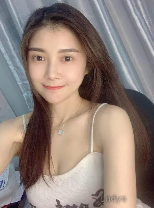 Megan, 23 years beautiful nude Jakarta escorts girl, height 161 sm, Weight kg