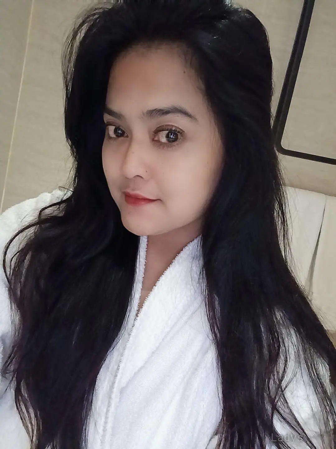 Nella, 32 years beautiful nude Jakarta escorts girl, height 158 sm, Weight kg