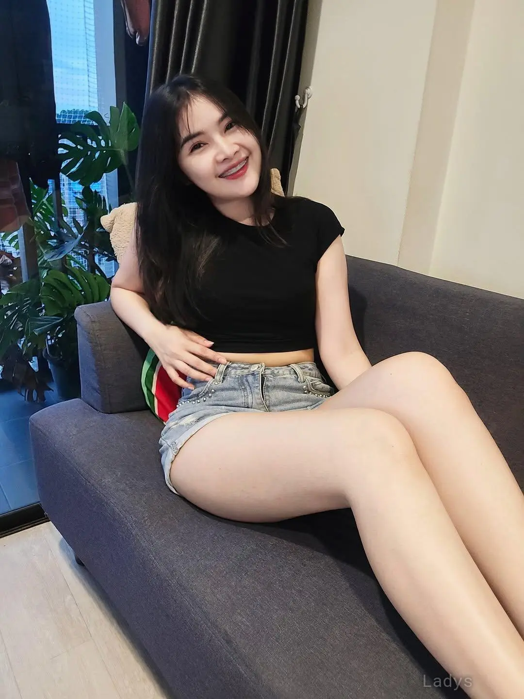 Novilla, 49 years beautiful nude Jakarta escorts girl, height 166 sm, Weight  kg