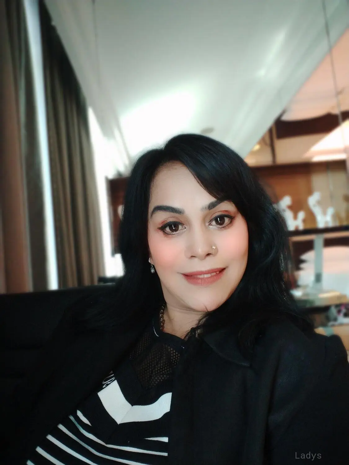 Risma, 45 years beautiful nude Jakarta escorts girl, height 160 sm, Weight kg
