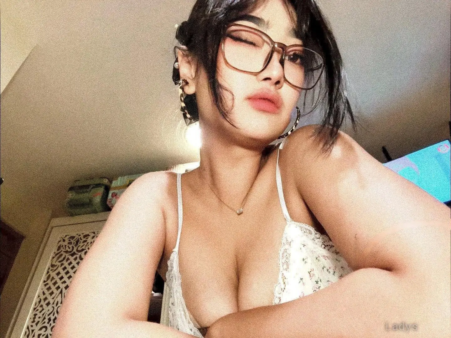 Sarah Alexandra, 24 years beautiful nude Jakarta escorts girl, height 167 sm, Weight kg