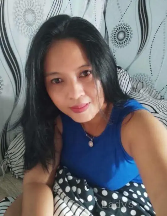 Sri, 26 years beautiful nude Jakarta escorts girl, height 160 sm, Weight kg