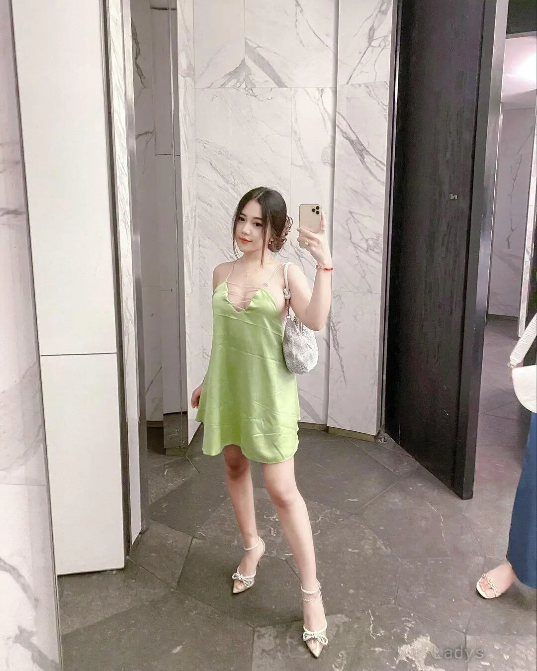 Valentine, 22 years beautiful nude Jakarta escorts girl, height 167 sm, Weight kg