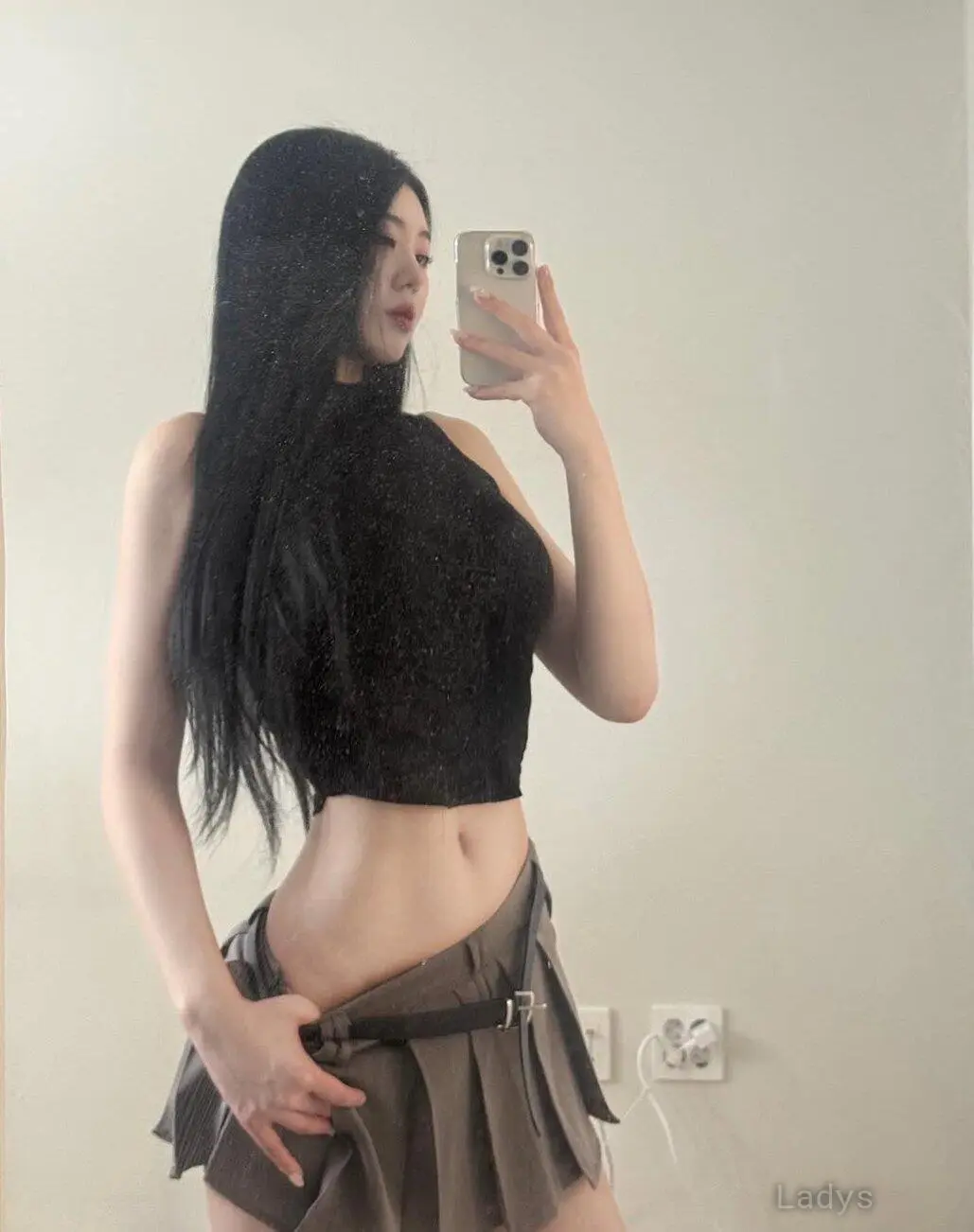 Velin, 23 years beautiful nude Jakarta escorts girl, height 164 sm, Weight kg