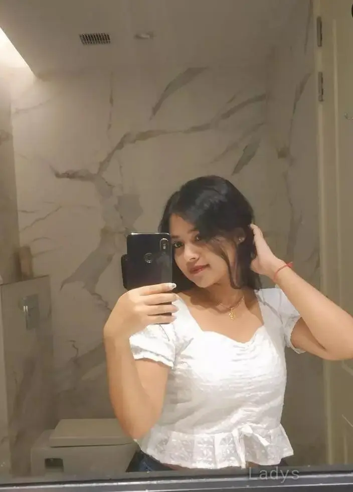 Viman, 21 years beautiful nude Jalandhar escorts girl, height 154 sm, Weight kg