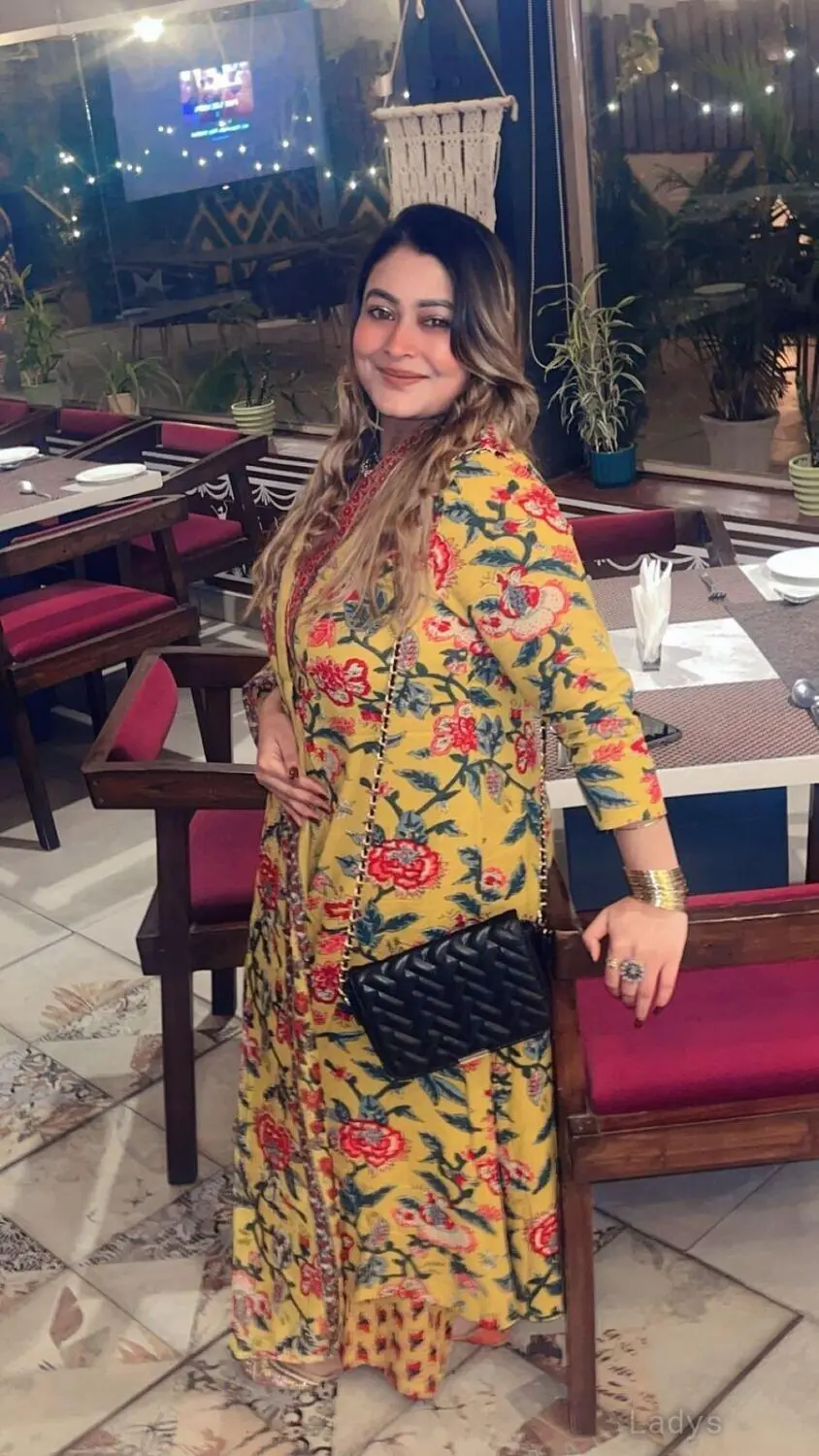 Lyba, 27 years old Jammu escort girl with big tits, height 154 sm, Weight  kg