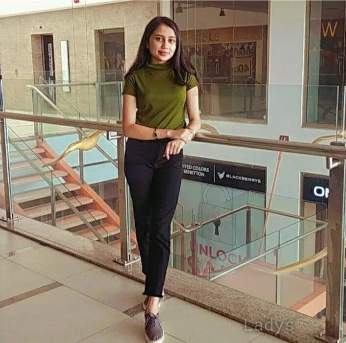 Anushka, 22 years beautiful nude Jammu escorts girl, height 170 sm, Weight  kg