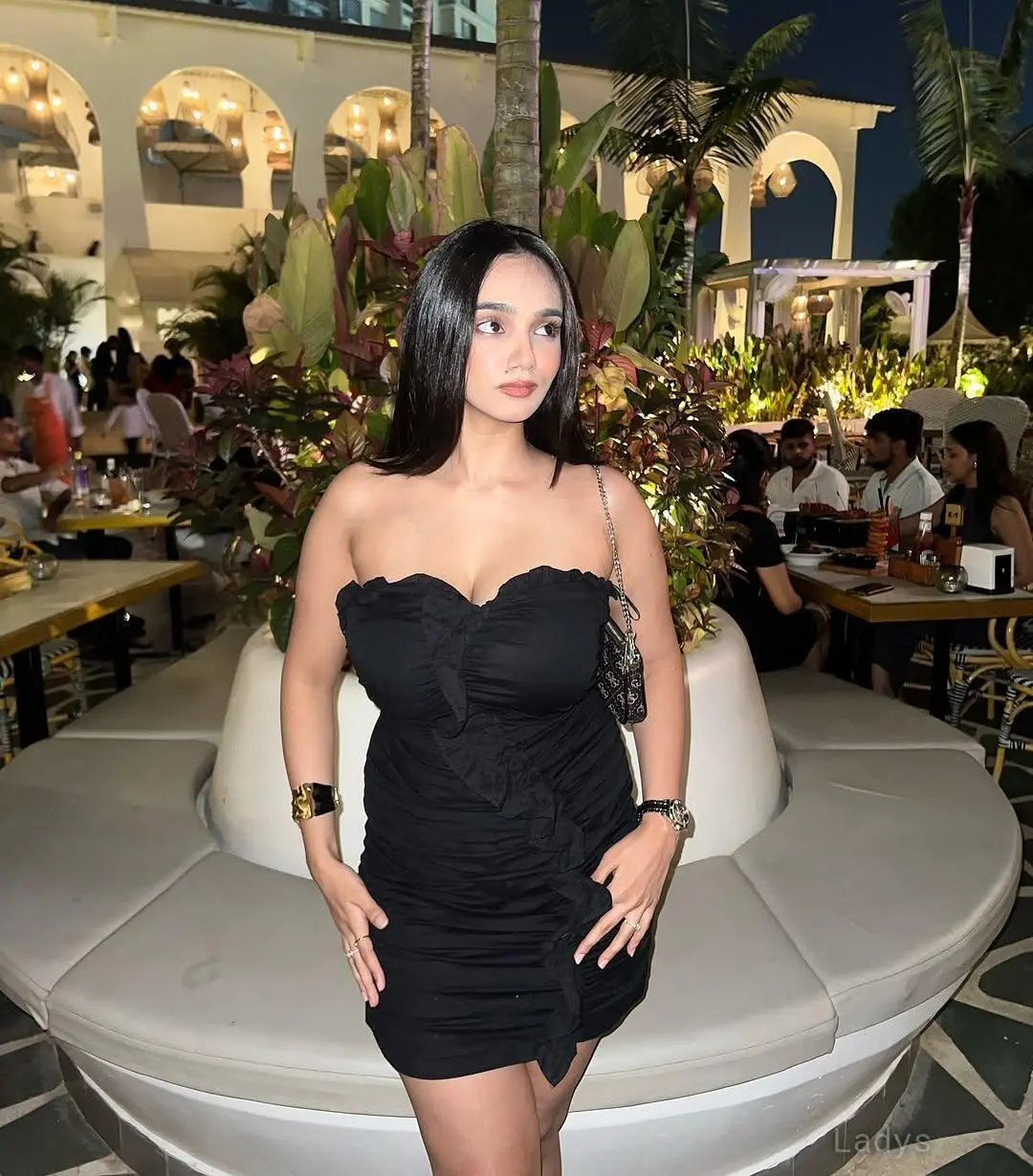 Elliana, 23 years beautiful nude Jammu escorts girl, height 153 sm, Weight kg