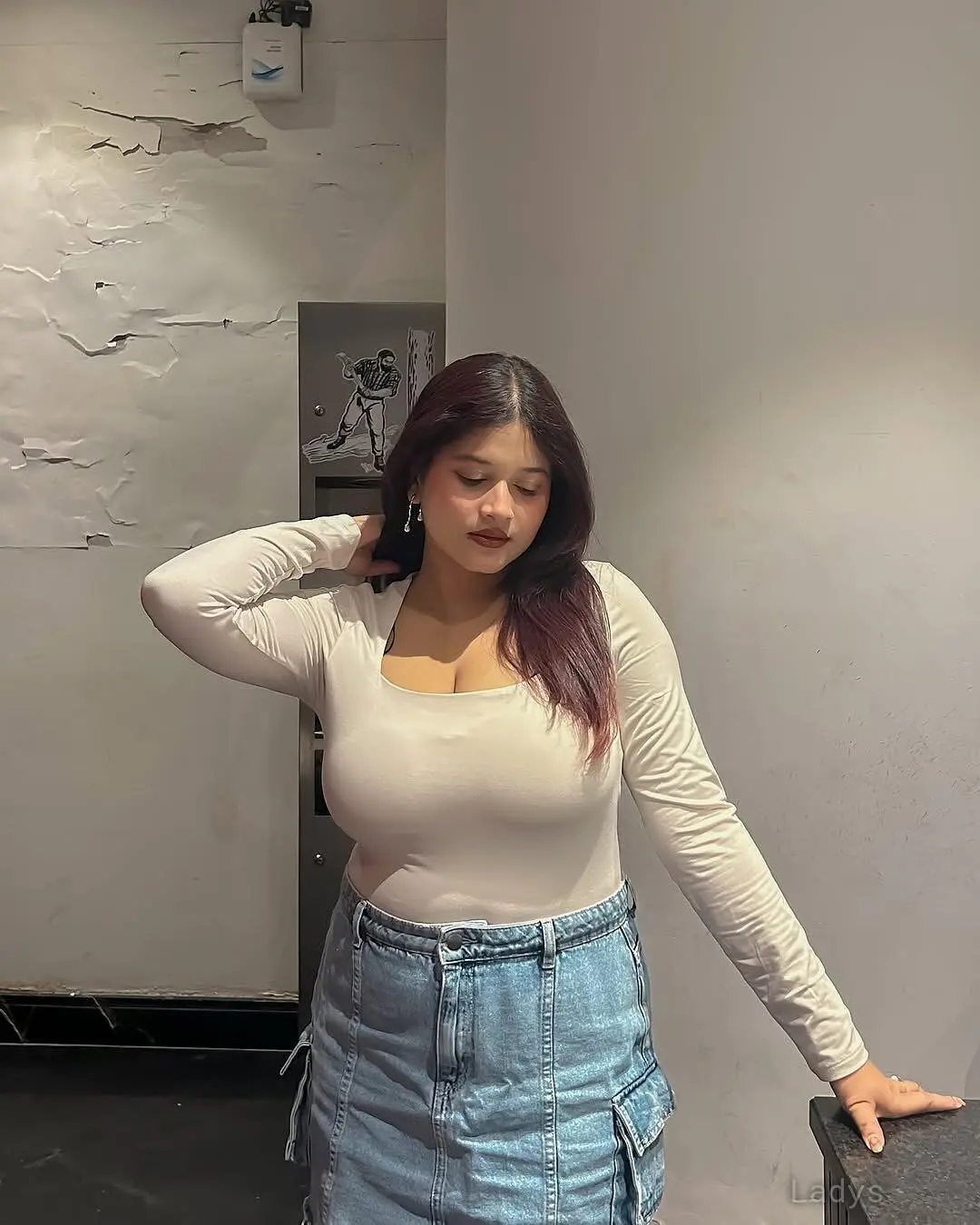 Yamini, 24 years beautiful nude Jammu escorts girl, height 164 sm, Weight  kg