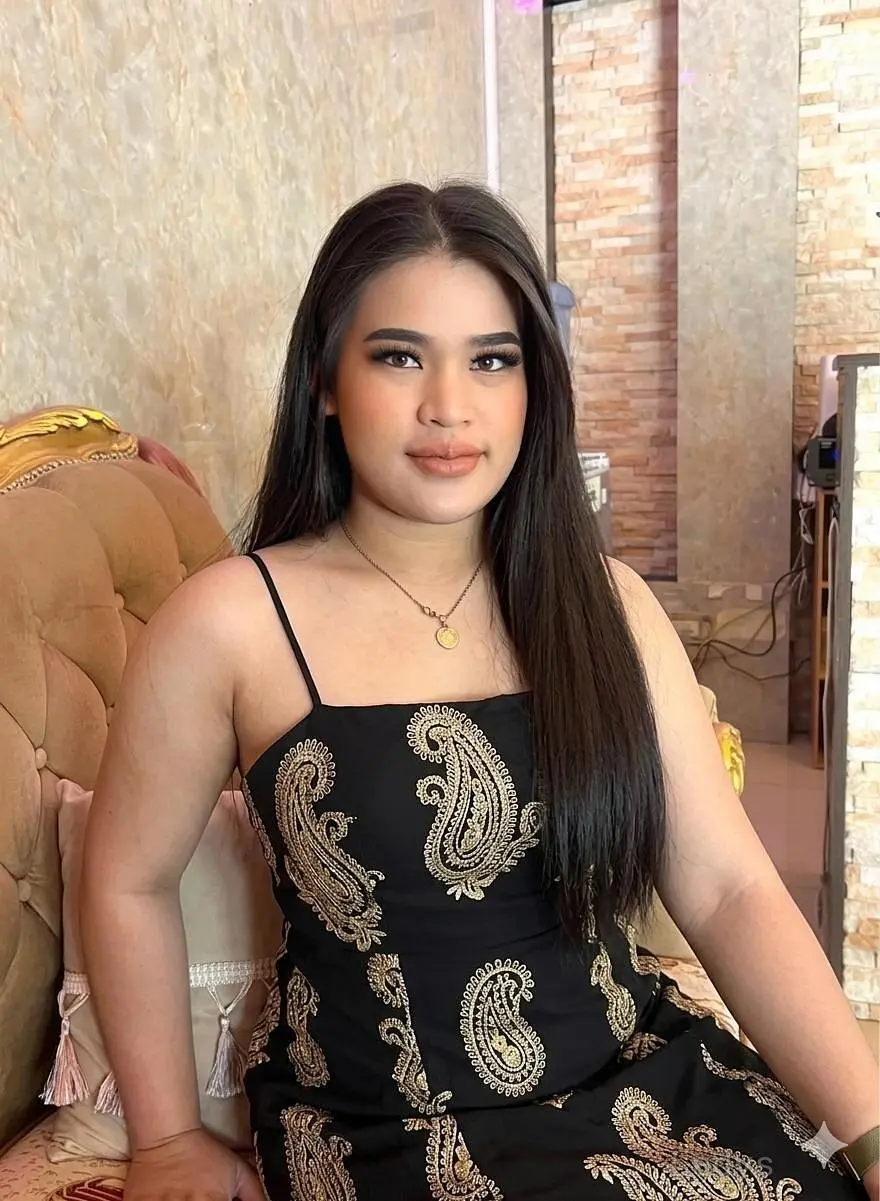 Aida, 23 years old Jeddah escort girl with big tits, height 162 sm, Weight kg