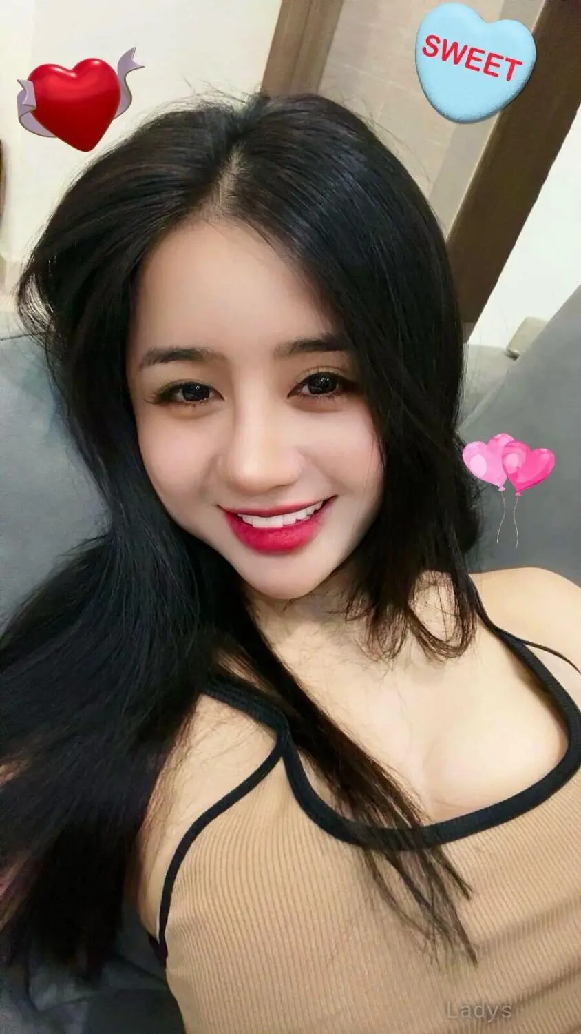 Loria, 22 years old Jeddah escort girl with big tits, height 163 sm, Weight kg