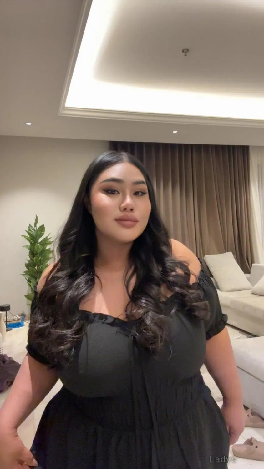 Mimie Curve Body ( al salamah), 25 years old Jeddah escort girl with big tits, height 160 sm, Weight kg