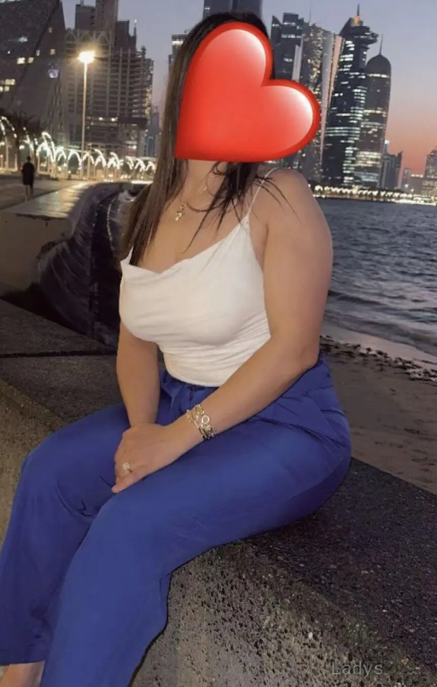 Emma,  years beautiful nude Jeddah escorts girl, height  sm, Weight  kg