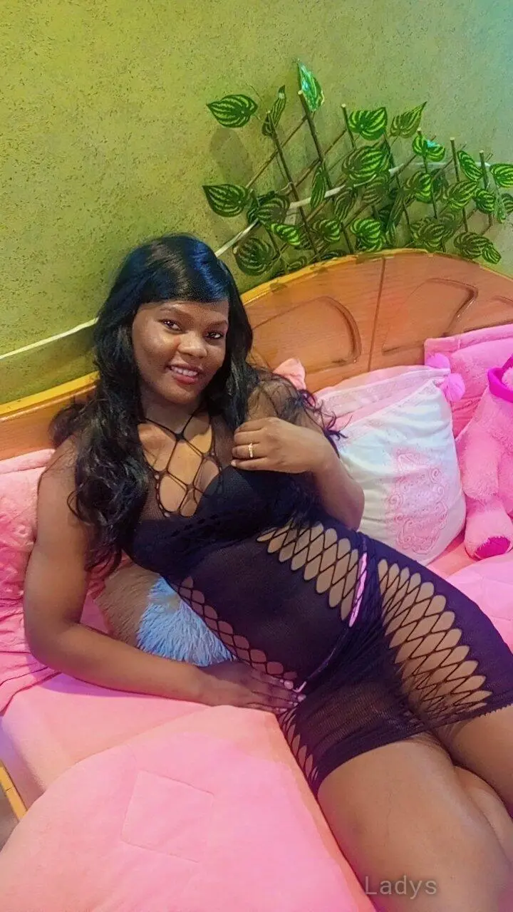 Jennie, 24 years beautiful nude Jeddah escorts girl, height 173 sm, Weight  kg