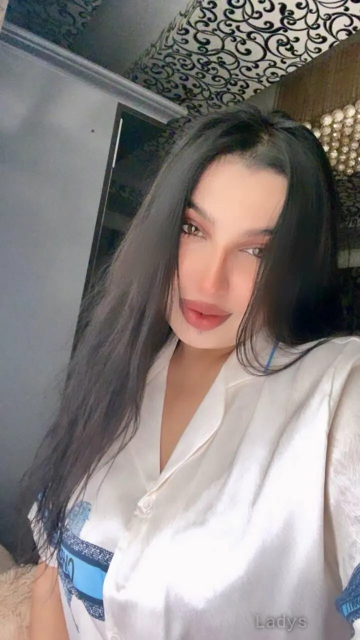 Luxyna,  years beautiful nude Jeddah escorts girl, height  sm, Weight  kg