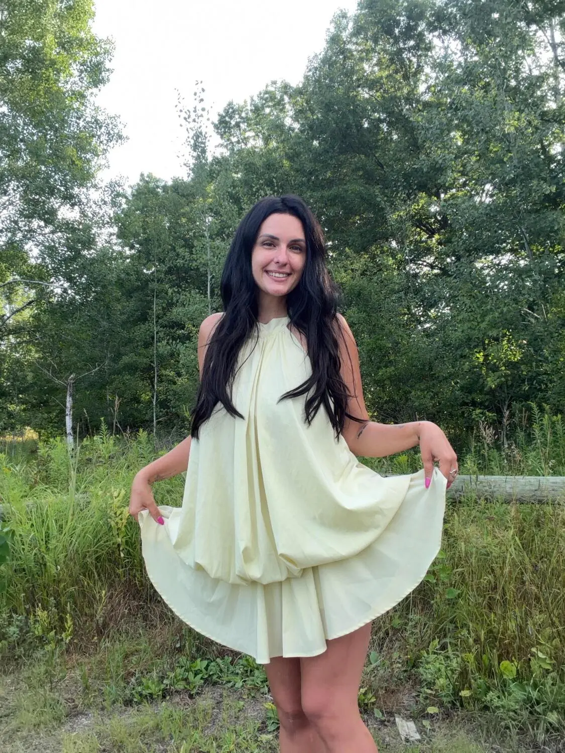 Barefoot Mama, 26 years old Jersey City escort girl with big tits, height 162 sm, Weight 63 kg