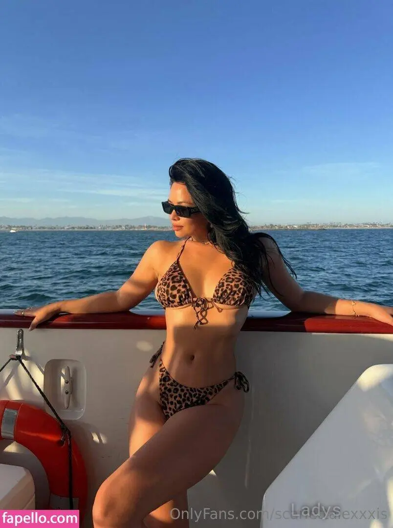 Scarlettalexxxis, 27 years beautiful nude Jersey City escorts girl, height 149 sm, Weight 49 kg